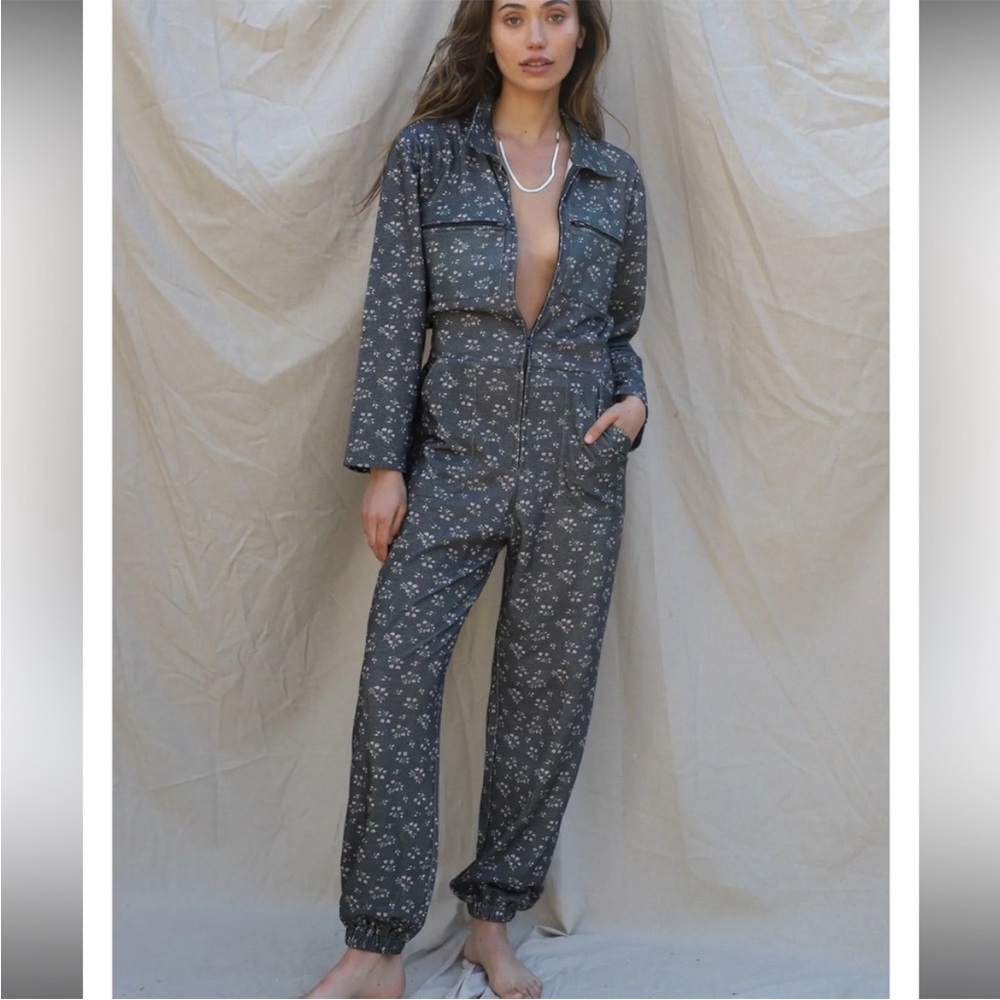 Jen’s Pirate Booty Floral Print Long Sleeve Jumper in Gray Sz XS